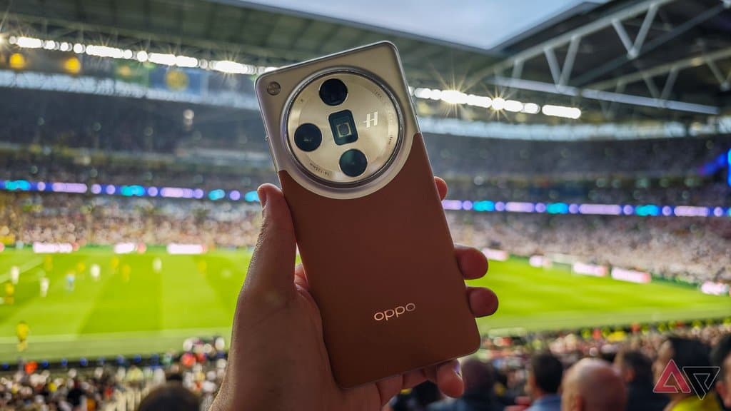 Oppo Find X9 Ultra goes big on camera hardware with a 50MP 10x optical zoom