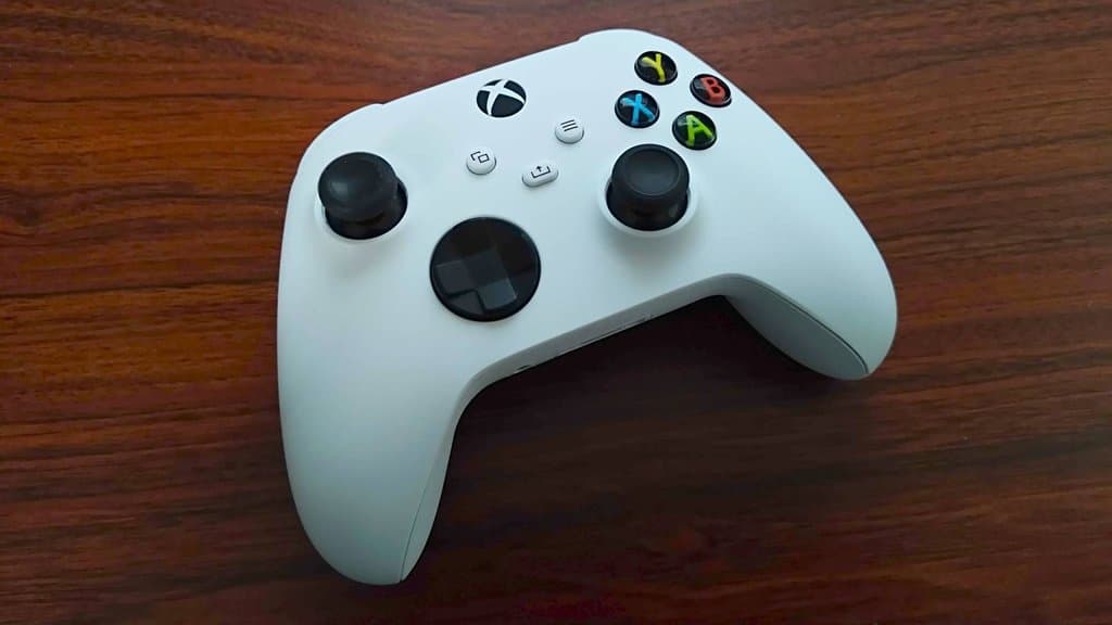 Leaked Xbox Elite Series 3 and mini Wi-Fi controller hint at Microsoft’s cloud gaming push