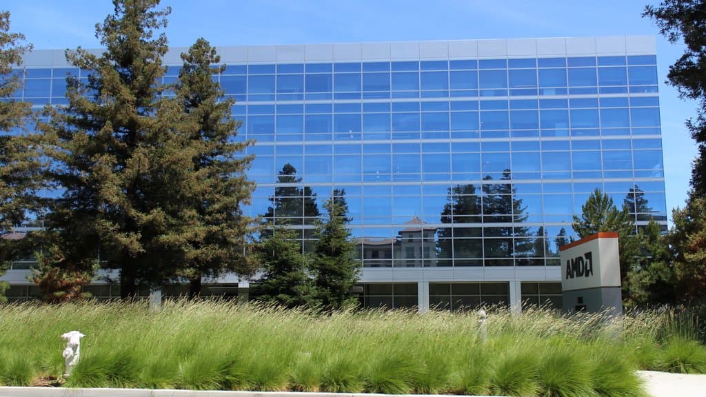 AMD 剛突破 US$300,AI Data Centre 熱潮真的開始認真了