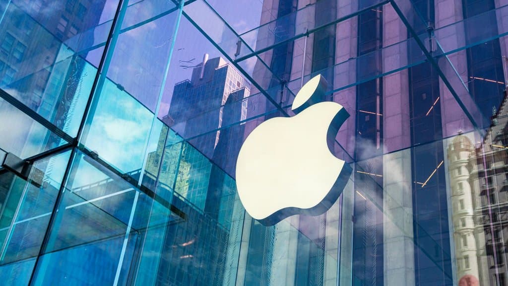 Apple 可能找 Intel 和 Samsung 幫忙,因 TSMC 晶片供應吃緊
