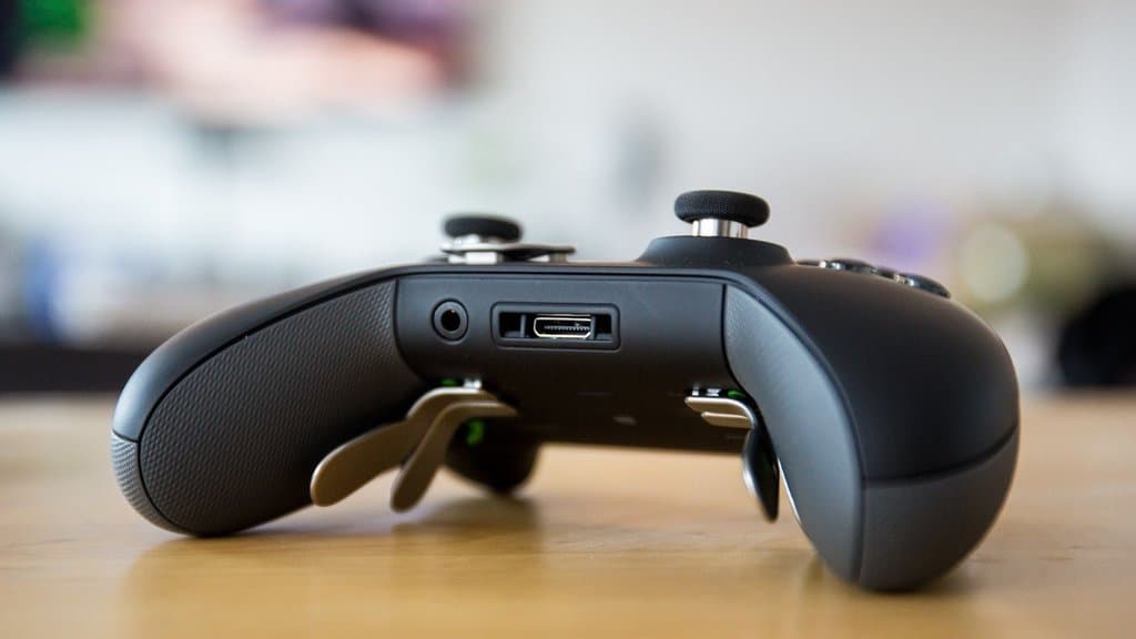 Microsoft’s Leaked Compact Xbox Controller Looks Built for Cloud Gaming